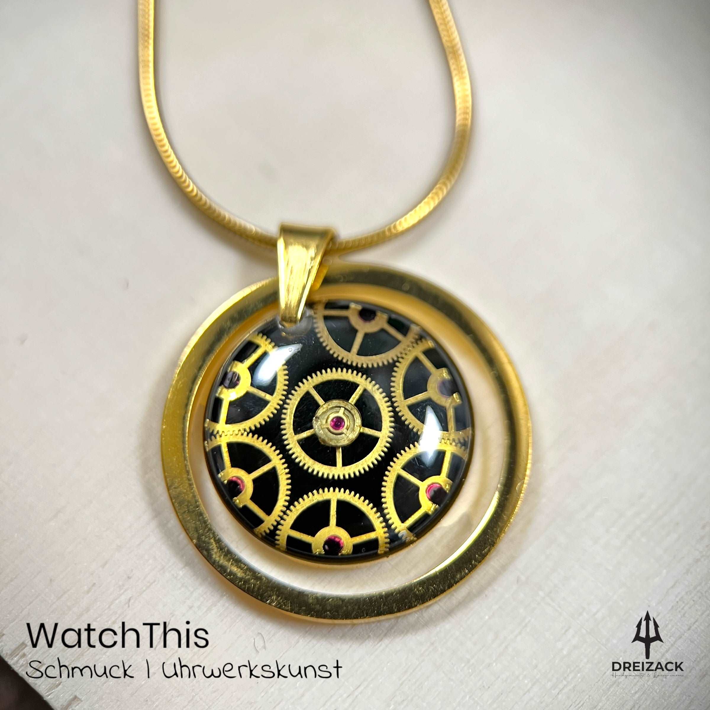 Halsketten von WatchThis - Zeitlose Eleganz aus Uhrwerken Gold mit Rahmen | David Schmuck WatchThis oesterreich handgemachte geschenke in wien