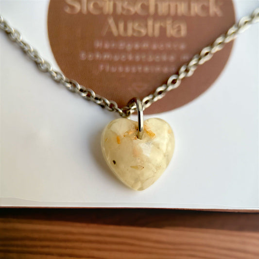 Lisa | Handgemachte Naturstein Halsketten Schmuck Steinschmuck Austria oesterreich handgemachte geschenke in wien