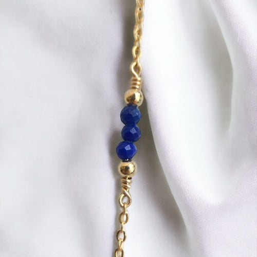 Feine Armkette Lapis Lazuli | Edelsteine & 14K Solidvergoldung Schmuck Necklessary oesterreich handgemachte geschenke in wien