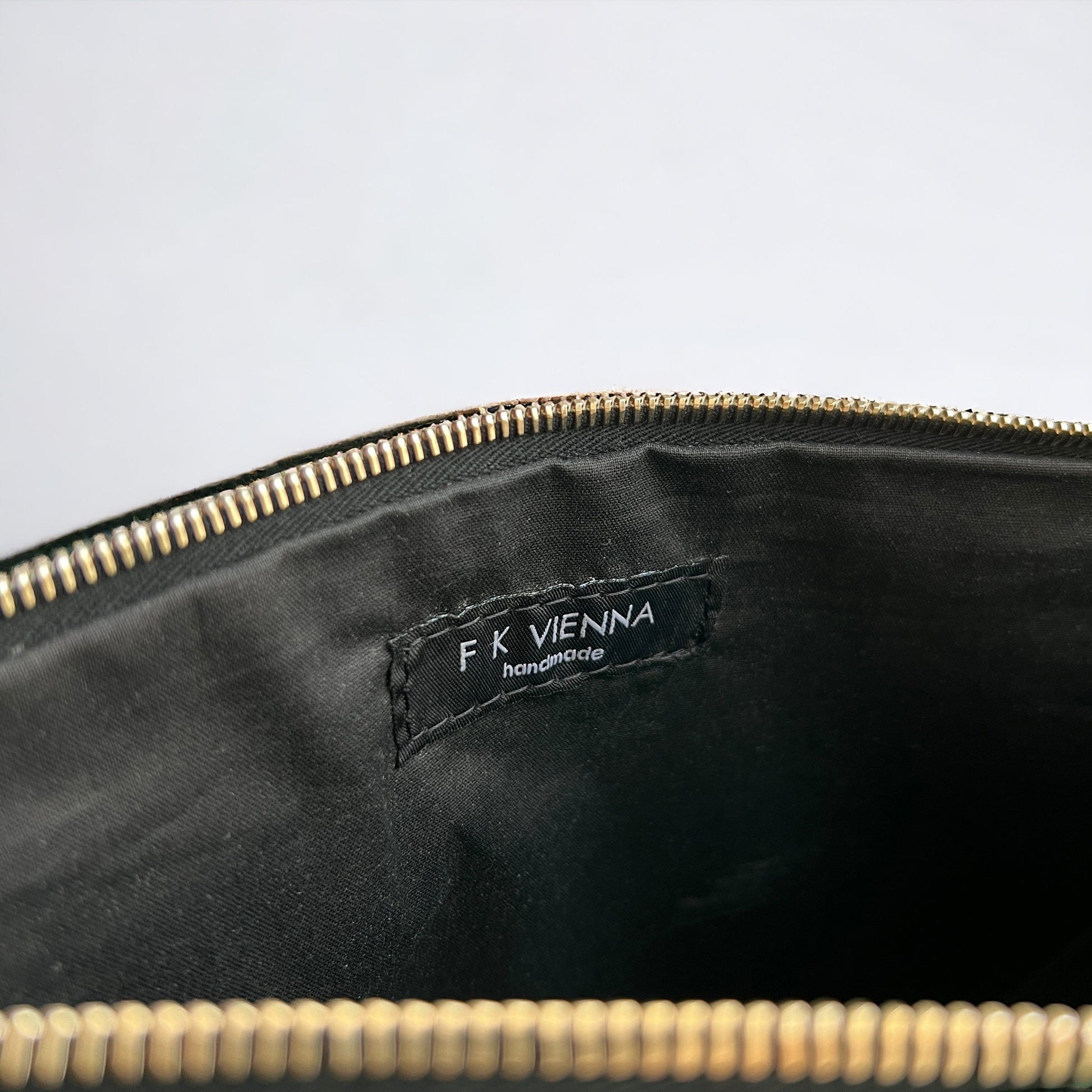 Tesoro | Elegante Echtleder Handtaschen mit vielseitigem Charme Accessoires FK-Bags oesterreich handgemachte geschenke in wien