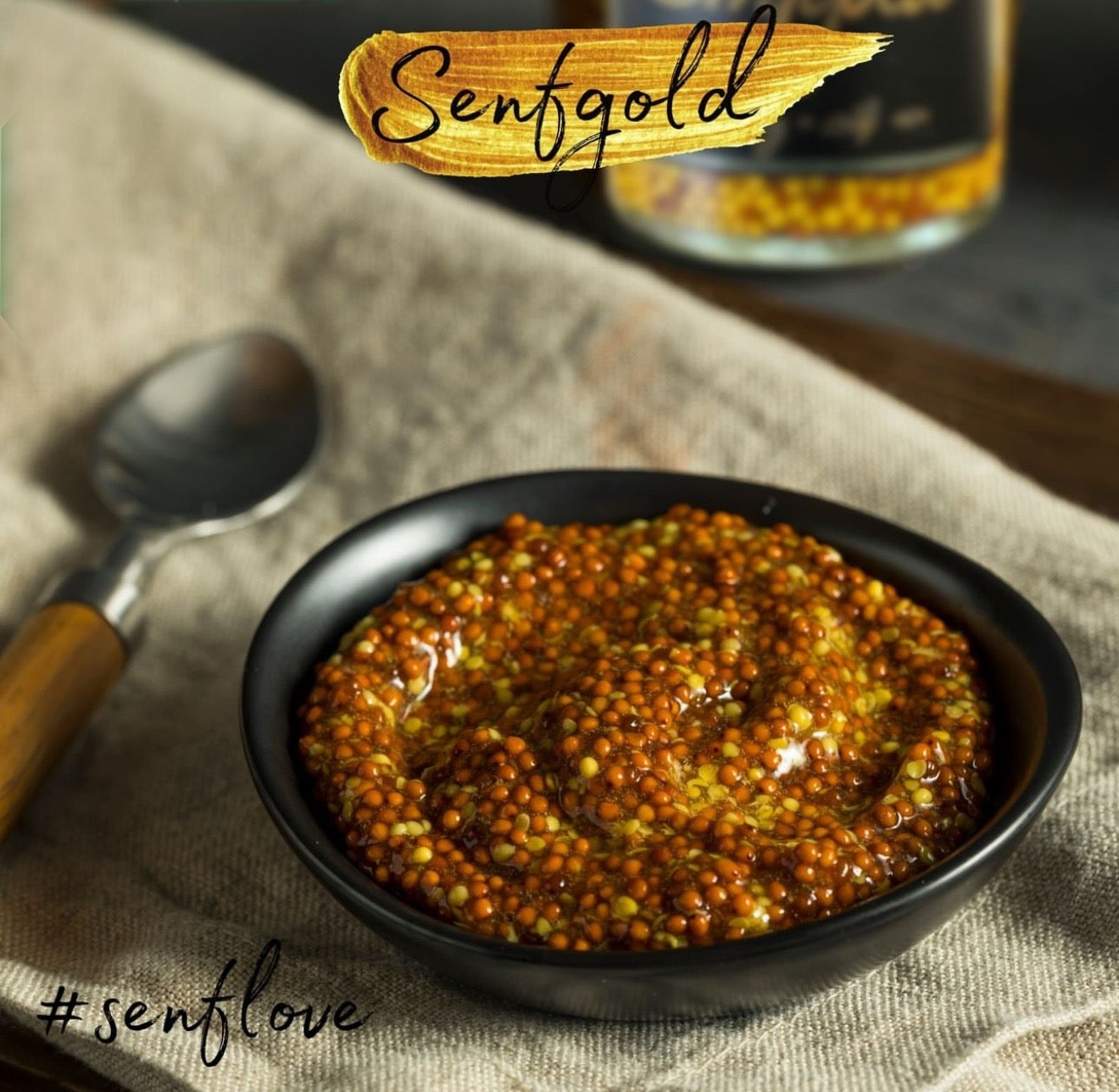 Senfgold Curry – Handgemachter, fermentierter Currysenf aus Vorarlberg, ideal zu Käse, Fleisch, Salaten und als Marinade, hergestellt mit natürlichen Zutaten wie Honig und Kurkuma