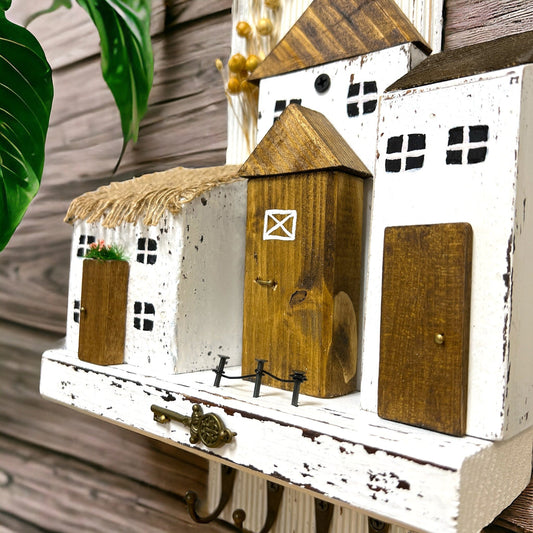 Louis | Miniaturwelt Schlüsselhalter Home Decor HandmadeByGitty oesterreich handgemachte geschenke in wien