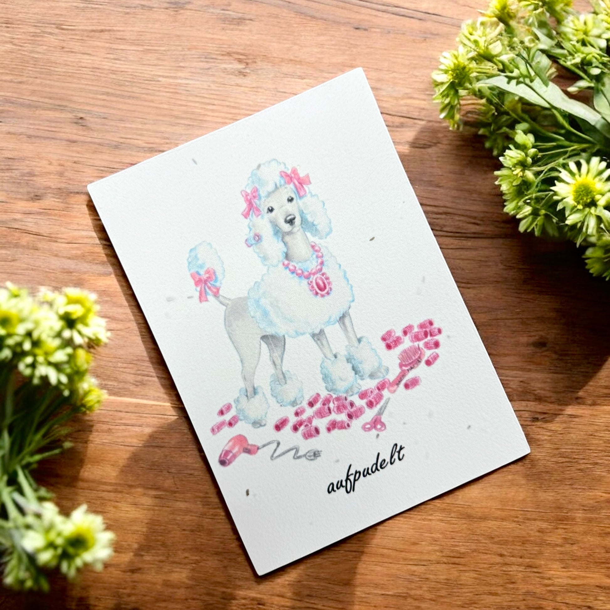 Saat-Postkarte von Seedpap, handgeschöpft mit integriertem Saatgut. Nach dem Einpflanzen wachsen Wildblumen. Nachhaltige Grußkarte, ideal für umweltbewusste Menschen.