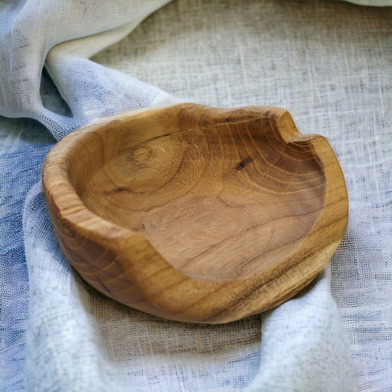 HALBMOND Holz Schale | Drechselarbeiten von Take-a-Met Home Decor Take-a-Met oesterreich handgemachte geschenke in wien