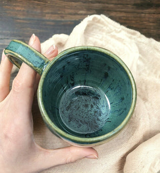 Keramiktasse mit Griff (L erdige Farben) für den täglichen Luxus | Artstudio.Izzi Dreizack oesterreich handgemachte geschenke in wien