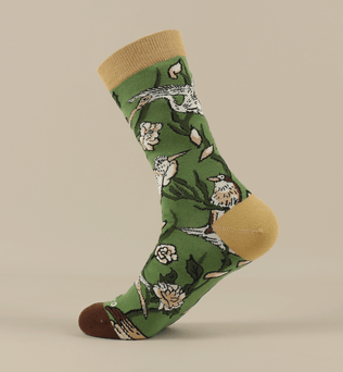 Ukiyo-e Birds Baumwollsocken – Komfortable und stilvolle Socken mit traditionellen japanischen Vogelmotiven. Größen EU 37–43 und EU 45–48 (Slim Fit) von Kabujiro. Dreizack Wien.