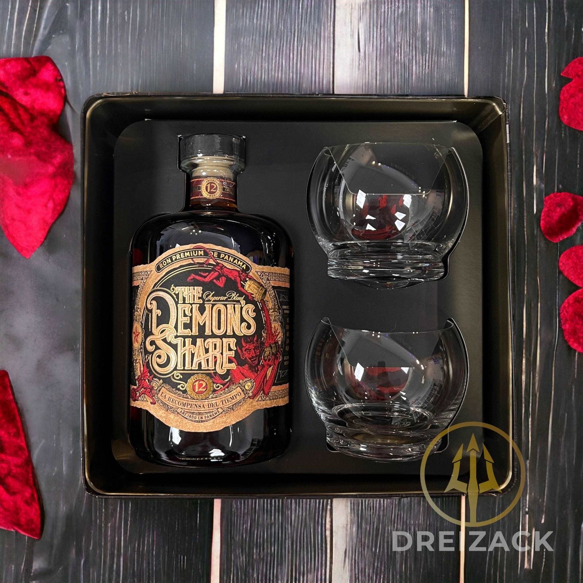 Devils Share Rum-Set inkl. 2 Rumgläser, 12 Jahre Fassreife Alkoholische Getränke Dreizack oesterreich handgemachte geschenke in wien