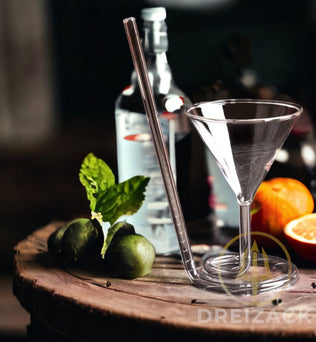 Cocktail Glas mit Trinkhalm Home Decor Dreizack oesterreich handgemachte geschenke in wien