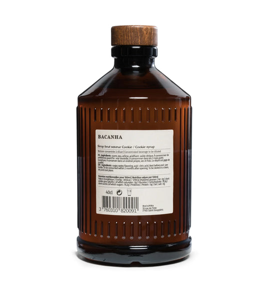 Bio-Sirup „Cookie“ von Bacanha, 400ml Glasflasche. Haselnuss-Cookie-Geschmack, ideal für Lattes, Cappuccinos und Desserts. Nachhaltig und vielseitig einsetzbar.